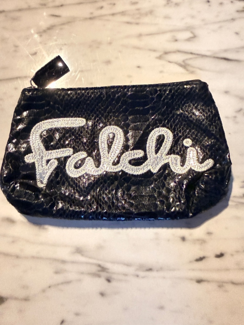 ✨ NWOT Carlos Falchi Black & Silver Snakeskin Pouch ✨ Floral Interior GORGEOUS